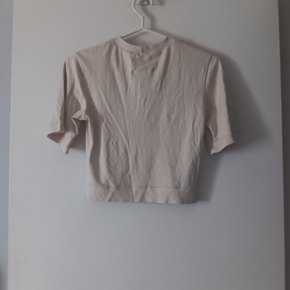HOI BO Cream Cotton Crop Tee S - Picture 2 of 3